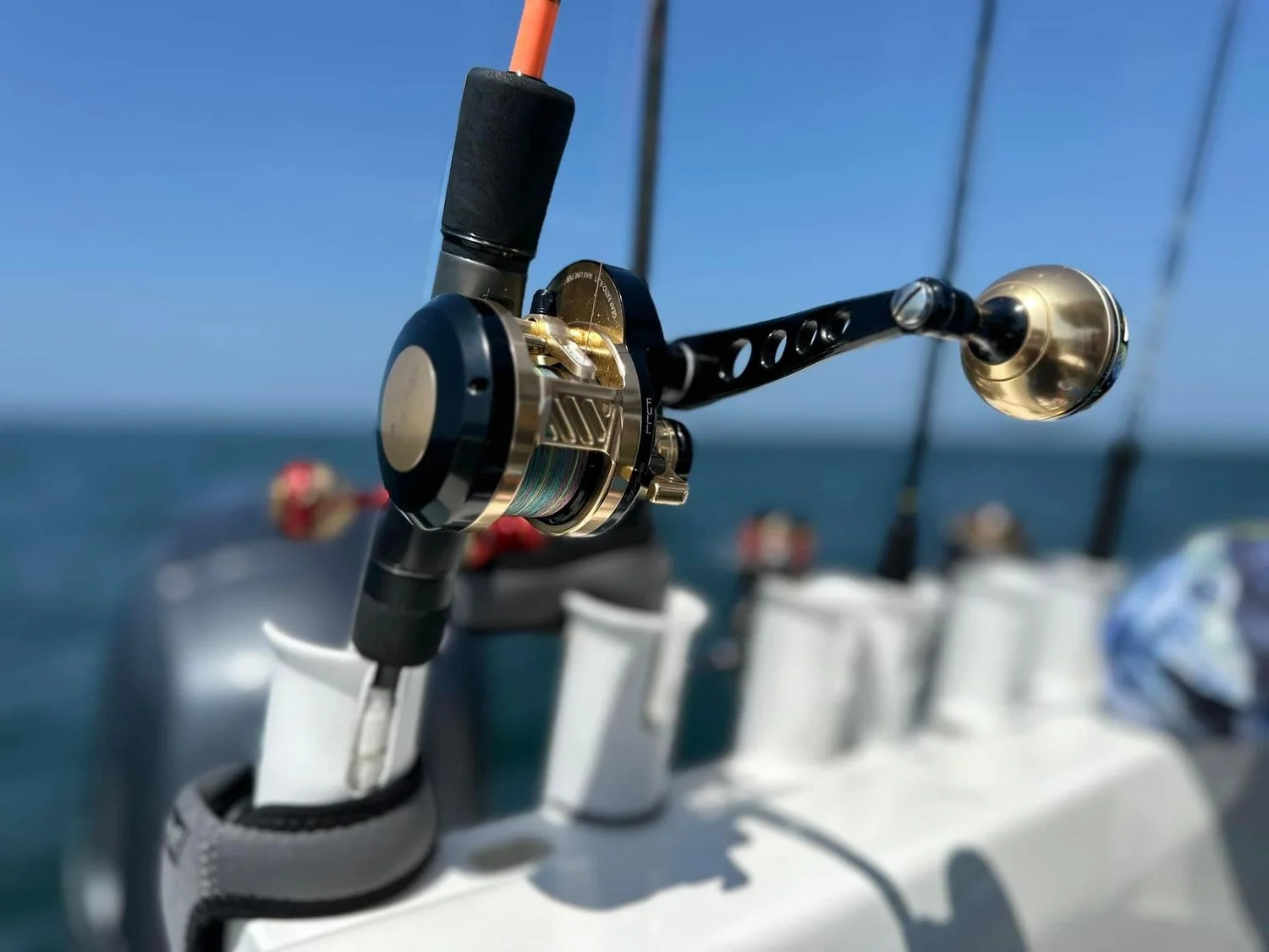 Armory 15L Level Wind Reel